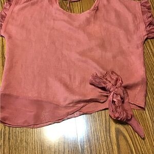 Women’s NWT BELLE FRANCE Chic Women's Blouse with Bow Detail